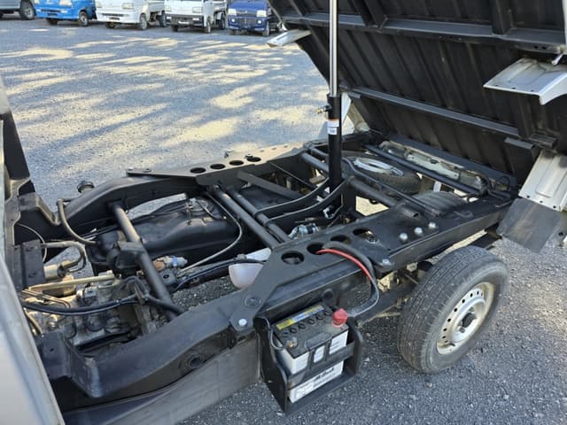 2002 Suzuki Carry JDM car for sale — photo 3 of 25