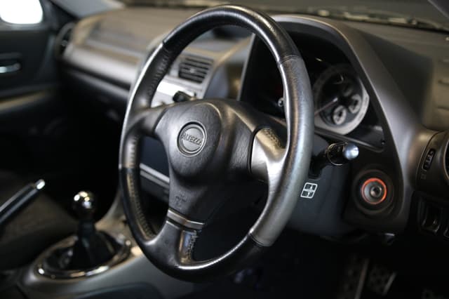 1999 Toyota Altezza JDM car for sale — photo 8 of 11