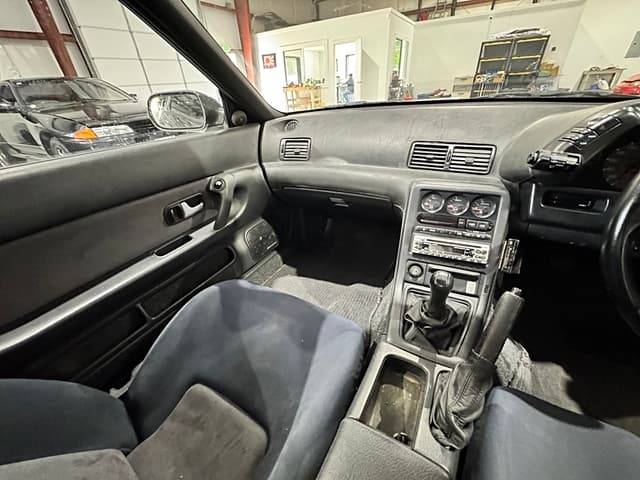 1993 Nissan Skyline JDM car for sale — photo 23 of 25