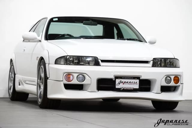 1997 Nissan Skyline JDM car for sale — photo 3 of 25