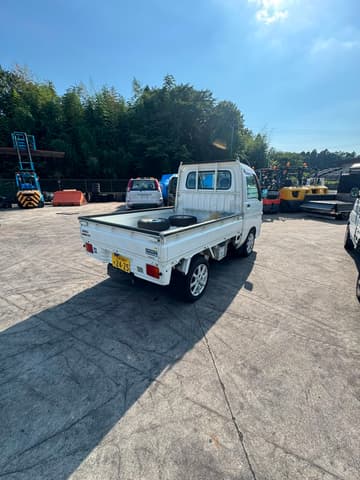 2001 Daihatsu Hijet JDM car for sale — photo 5 of 13