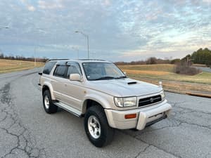 1996 Toyota Hilux Surf JDM car for sale