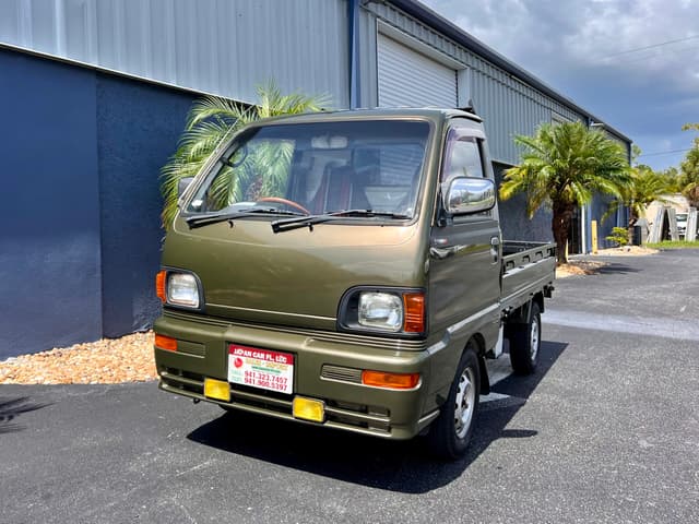 1994 Mitsubishi Minicab JDM car for sale — photo 2 of 17