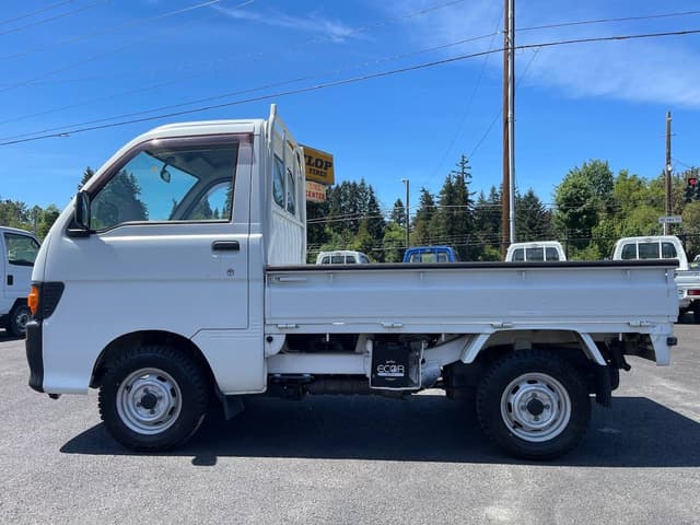 1996 Daihatsu Hijet JDM car for sale — photo 3 of 25