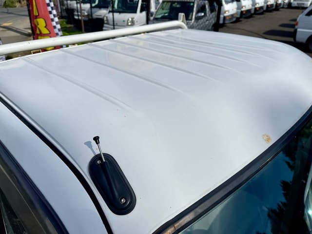 1998 Daihatsu Hijet JDM car for sale — photo 12 of 25