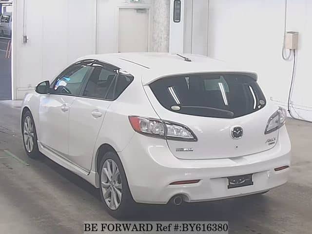 2010 Mazda Axela JDM car for sale — photo 5 of 6