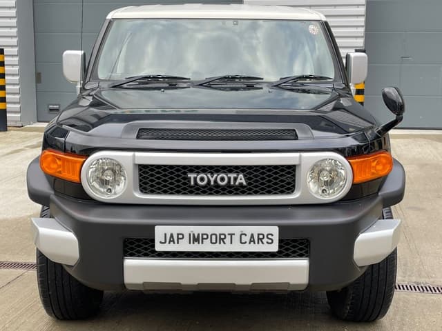 2012 Toyota Fj Cruiser JDM car for sale — photo 3 of 25