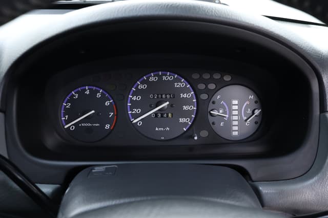 1998 Honda CR-V JDM car for sale — photo 11 of 25