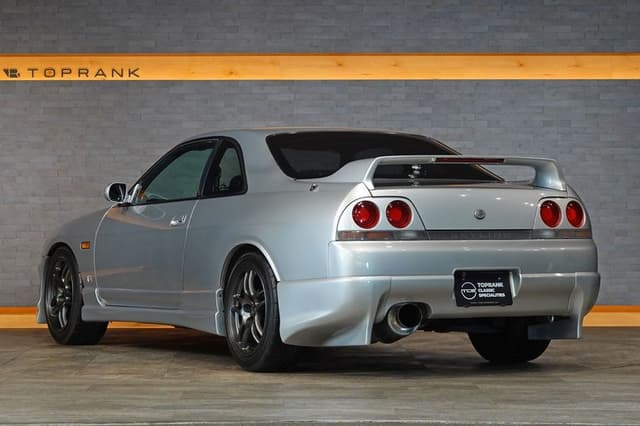 1995 Nissan Skyline JDM car for sale — photo 15 of 25