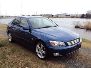 2000 Toyota Altezza JDM car for sale