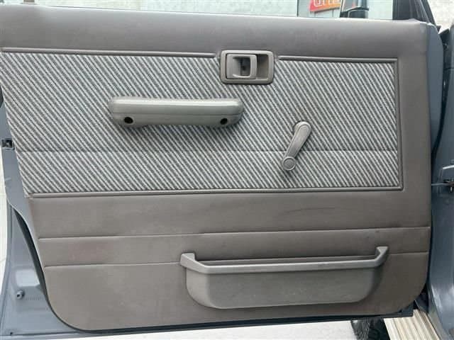 1991 Toyota Land Cruiser Prado JDM car for sale — photo 21 of 25