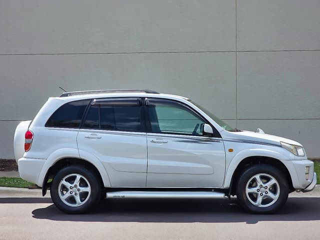 2000 Toyota RAV4 JDM car for sale — photo 21 of 25
