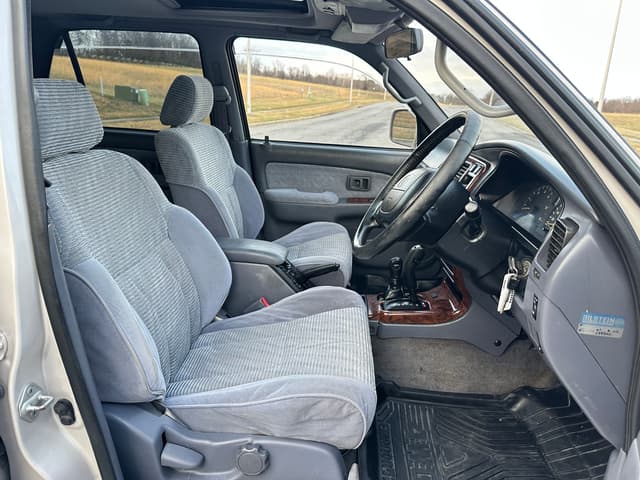 1996 Toyota Hilux Surf JDM car for sale — photo 13 of 20