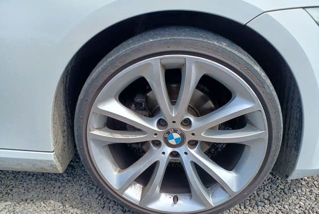 2011 Bmw 3 Series JDM car for sale — photo 12 of 25