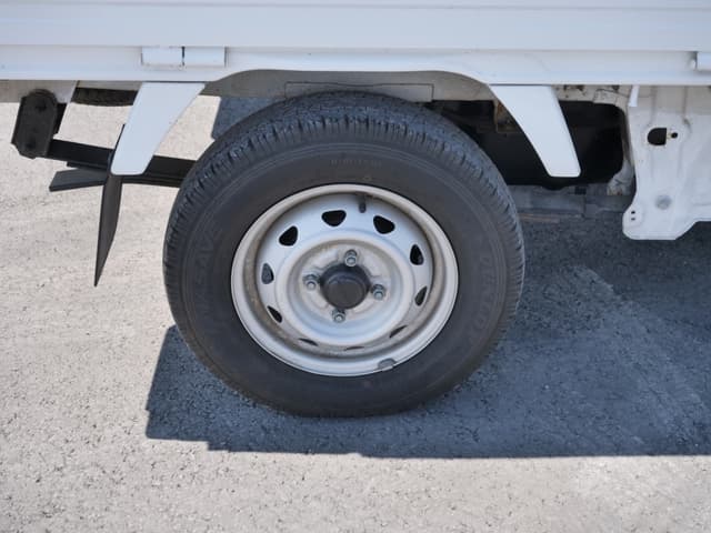 2002 Suzuki Carry JDM car for sale — photo 22 of 25