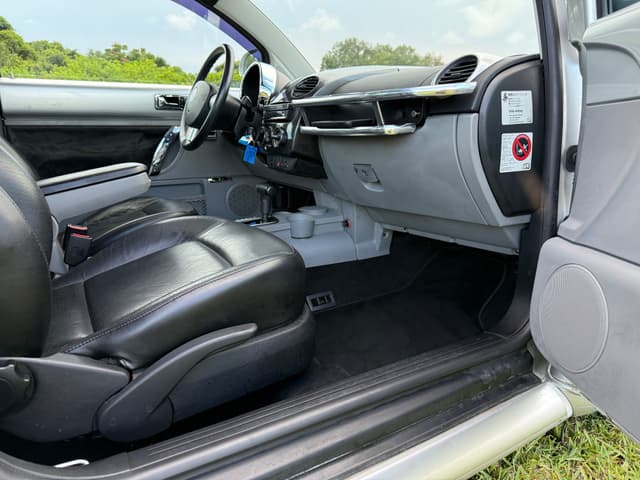 1999 Volkswagen Beetle JDM car for sale — photo 15 of 25