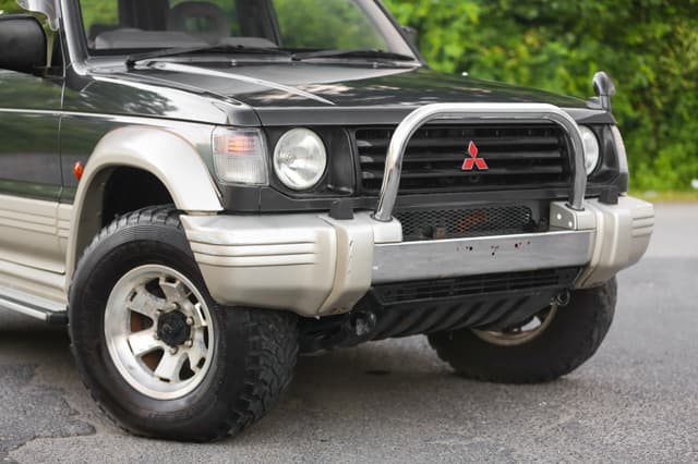 1993 Mitsubishi Pajero JDM car for sale — photo 13 of 25