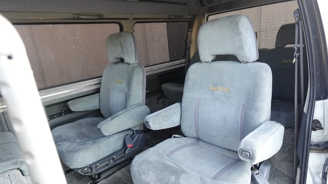 1994 Mitsubishi Delica JDM car for sale — photo 15 of 16