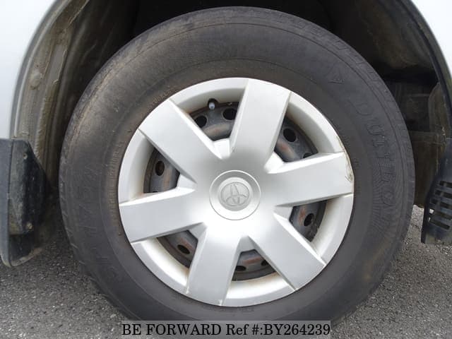 2005 Toyota HiAce JDM car for sale — photo 12 of 25