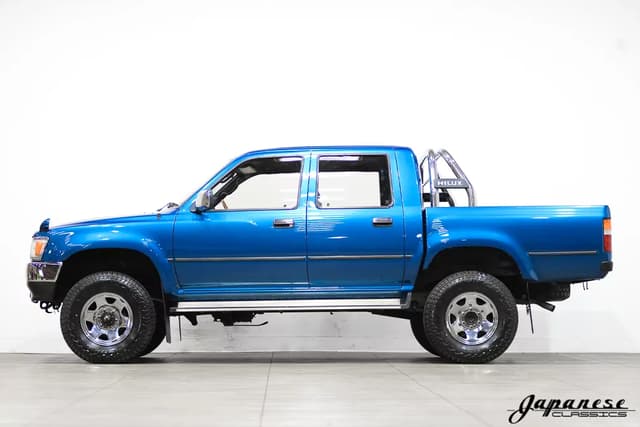 1994 Toyota Hilux JDM car for sale — photo 4 of 25