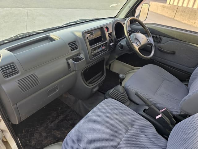 2009 Daihatsu Hijet JDM car for sale — photo 10 of 15