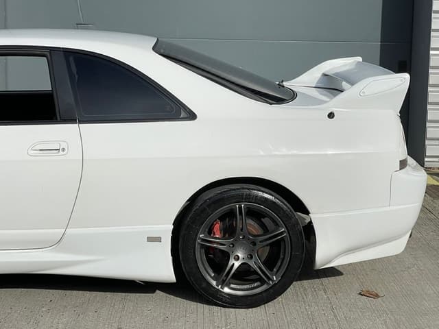 1995 Nissan Skyline JDM car for sale — photo 3 of 25