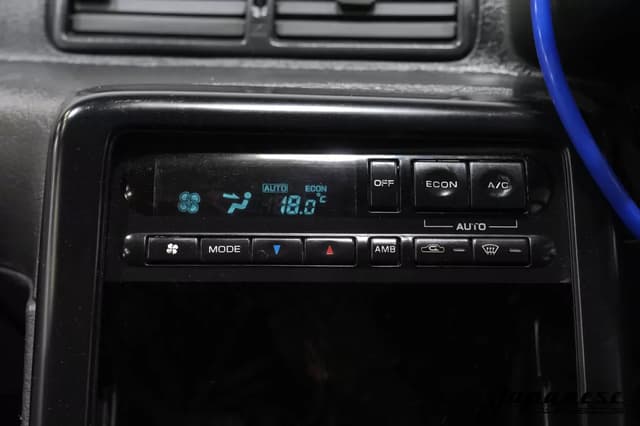 1993 Nissan Skyline JDM car for sale — photo 10 of 25