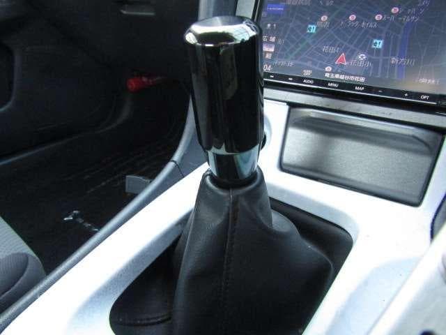 1998 Nissan Skyline JDM car for sale — photo 13 of 19