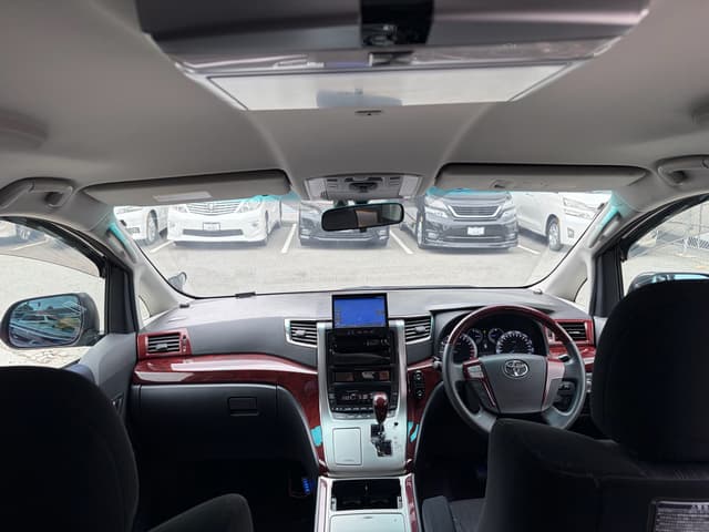 2010 Toyota Vellfire JDM car for sale — photo 14 of 23