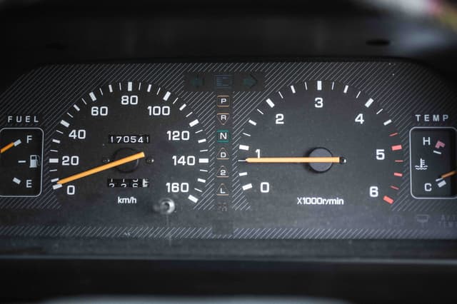 1995 Mitsubishi Delica JDM car for sale — photo 22 of 25