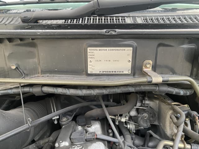 1999 Toyota HiAce JDM car for sale — photo 9 of 19