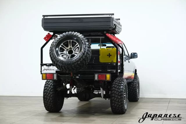 1991 Toyota Hilux JDM car for sale — photo 8 of 25