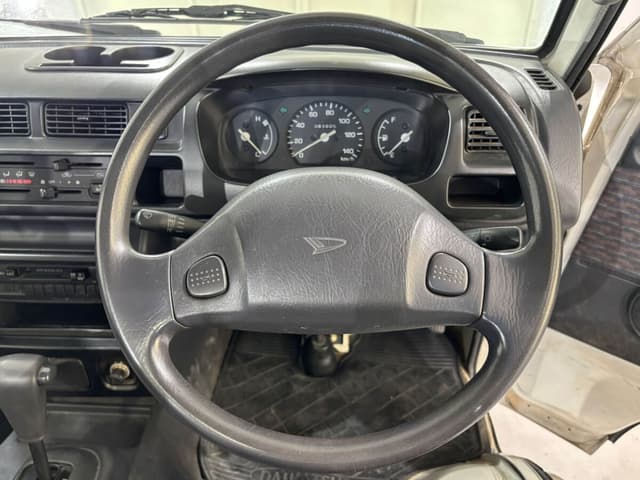 1999 Daihatsu Hijet JDM car for sale — photo 15 of 25