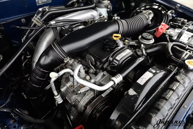 1994 Toyota Hilux Surf JDM car for sale — photo 24 of 25