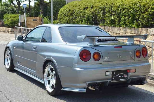 2001 Nissan Skyline JDM car for sale — photo 4 of 11