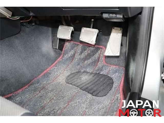 1999 Nissan Skyline JDM car for sale — photo 14 of 20