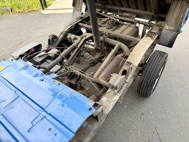 2001 Daihatsu Hijet JDM car for sale — photo 22 of 25