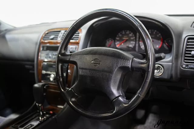 1995 Nissan Cedric JDM car for sale — photo 12 of 25