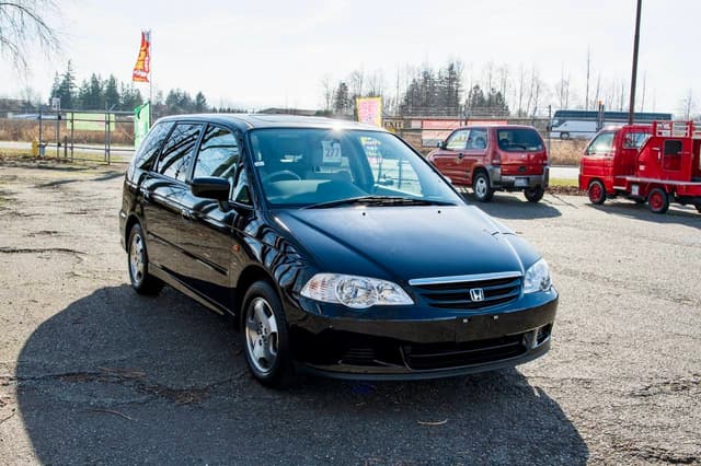 1999 Honda Odyssey JDM car for sale — photo 9 of 21