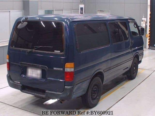 2001 Toyota HiAce JDM car for sale — photo 2 of 7