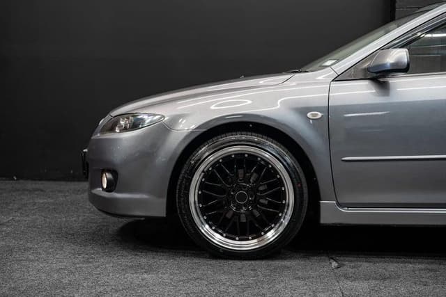 2006 Mazda Atenza JDM car for sale — photo 6 of 17