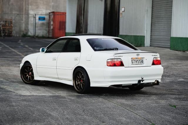 1998 Toyota Chaser JDM car for sale — photo 3 of 20