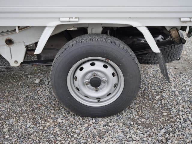 2000 Daihatsu Hijet JDM car for sale — photo 22 of 25