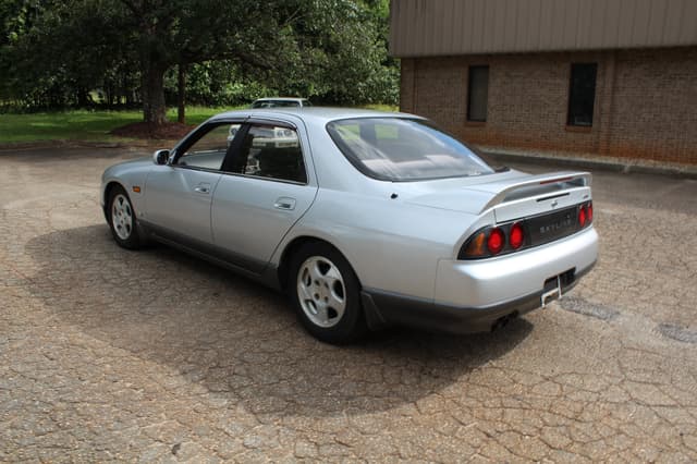 1994 Nissan Skyline JDM car for sale — photo 5 of 25