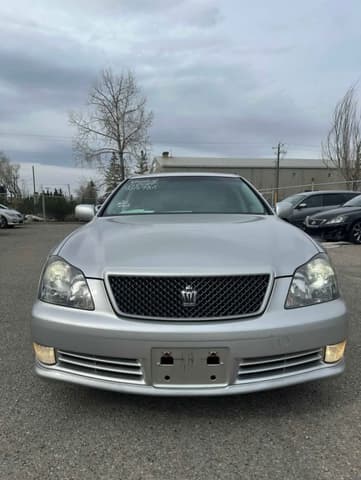 2005 Toyota Crown JDM car for sale — photo 3 of 12