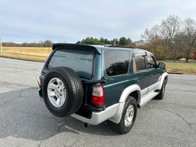 1996 Toyota Hilux Surf JDM car for sale — photo 4 of 11