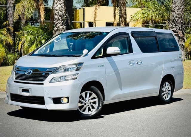 2012 Toyota Vellfire JDM car for sale — photo 3 of 25