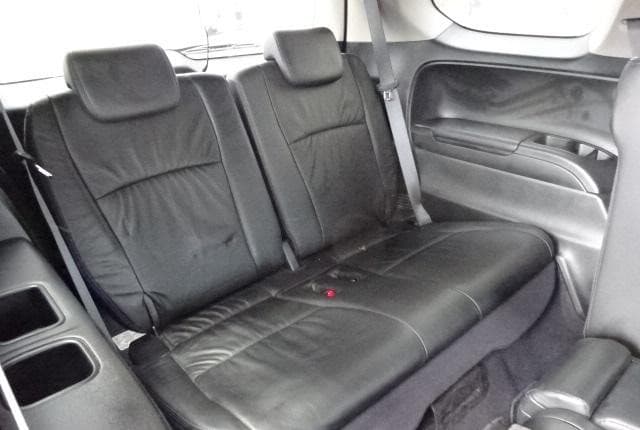 2011 Honda Odyssey JDM car for sale — photo 17 of 25