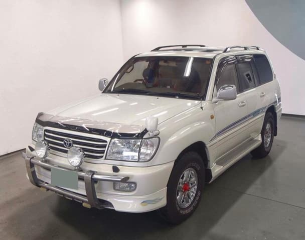2001 Toyota Land Cruiser JDM car for sale — photo 3 of 6