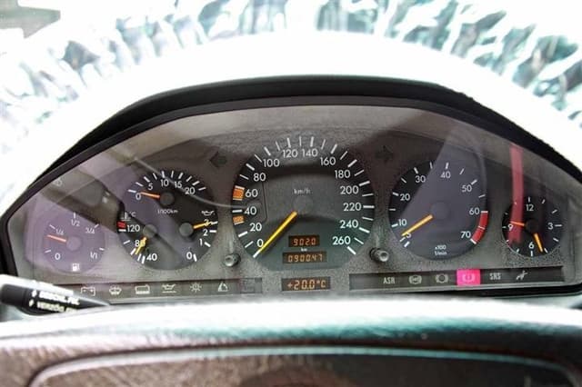 1994 Mercedes-Benz S-Class JDM car for sale — photo 14 of 18